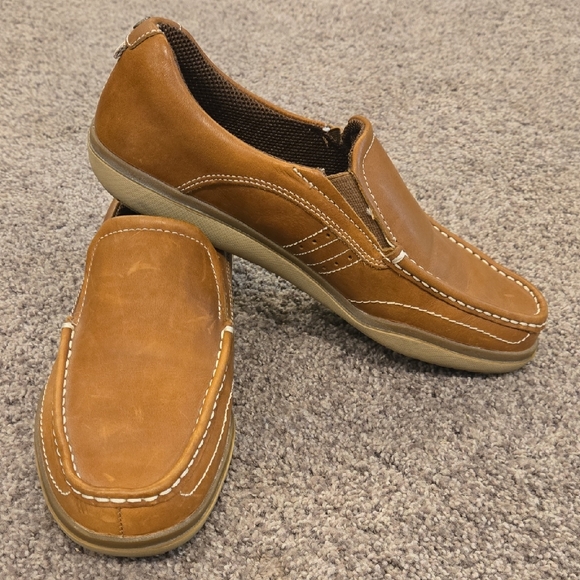 Men's Brown Slip-On Loafers - Picture 1 of 8